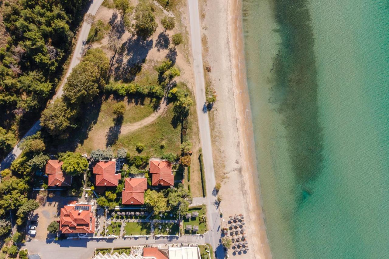 Beach Front Vintage Villa Kalliktratis Nea Kallikrateia Ngoại thất bức ảnh