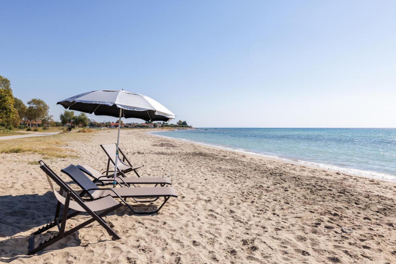 Beach Front Vintage Villa Kalliktratis Nea Kallikrateia Ngoại thất bức ảnh