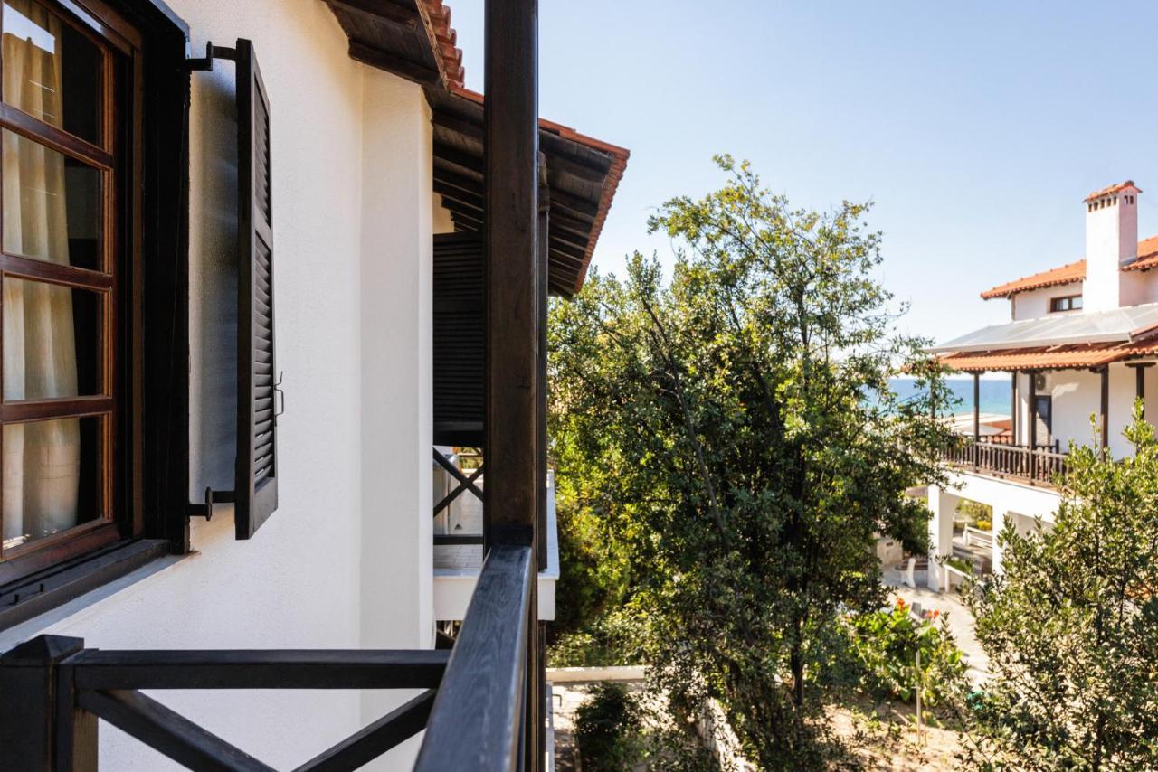 Beach Front Vintage Villa Kalliktratis Nea Kallikrateia Ngoại thất bức ảnh