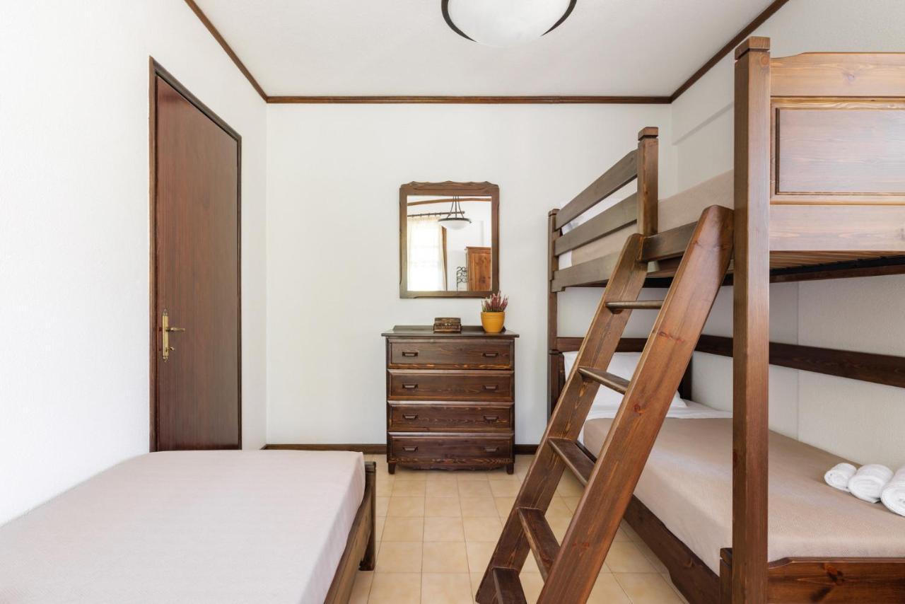 Beach Front Vintage Villa Kalliktratis Nea Kallikrateia Ngoại thất bức ảnh
