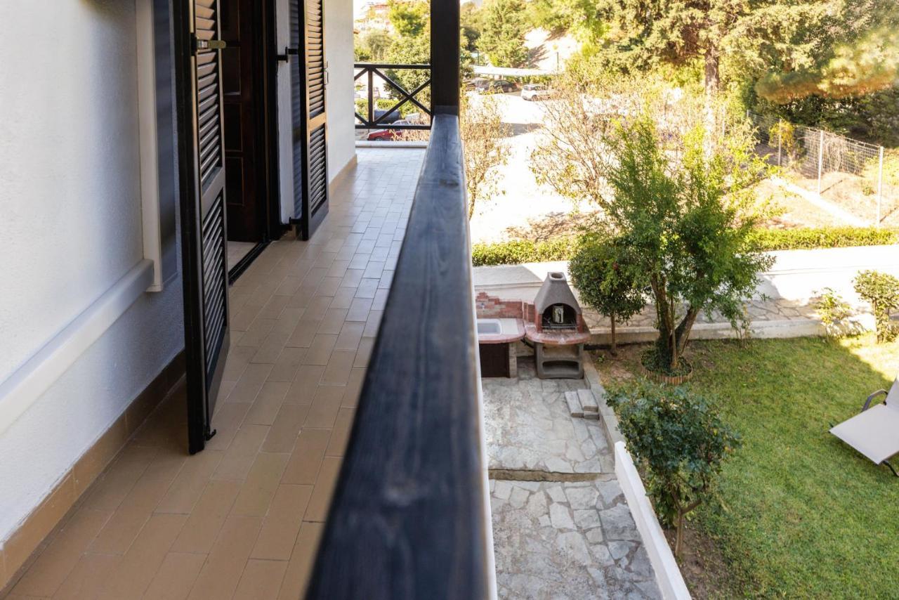 Beach Front Vintage Villa Kalliktratis Nea Kallikrateia Ngoại thất bức ảnh
