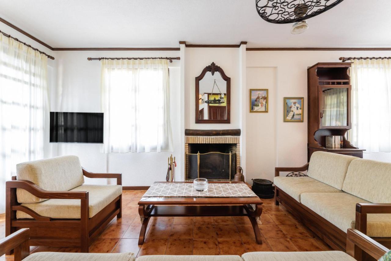 Beach Front Vintage Villa Kalliktratis Nea Kallikrateia Ngoại thất bức ảnh