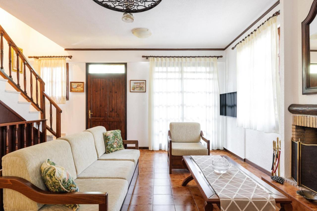 Beach Front Vintage Villa Kalliktratis Nea Kallikrateia Ngoại thất bức ảnh