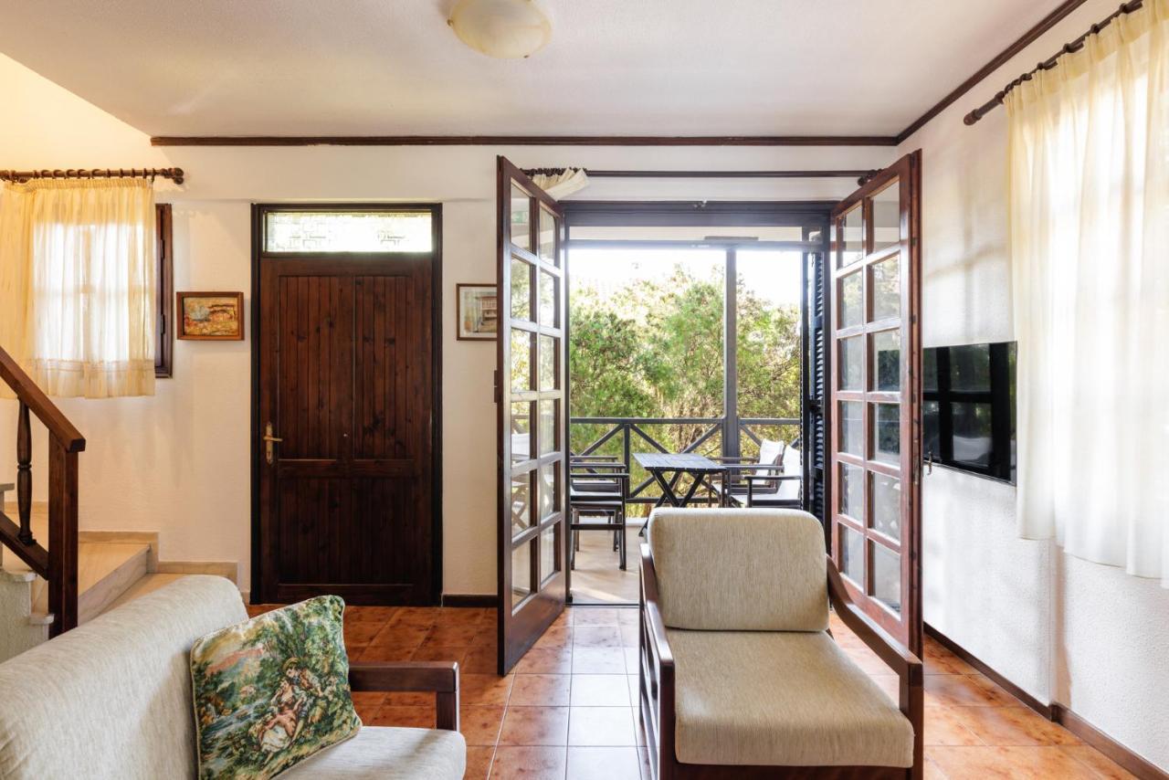 Beach Front Vintage Villa Kalliktratis Nea Kallikrateia Ngoại thất bức ảnh