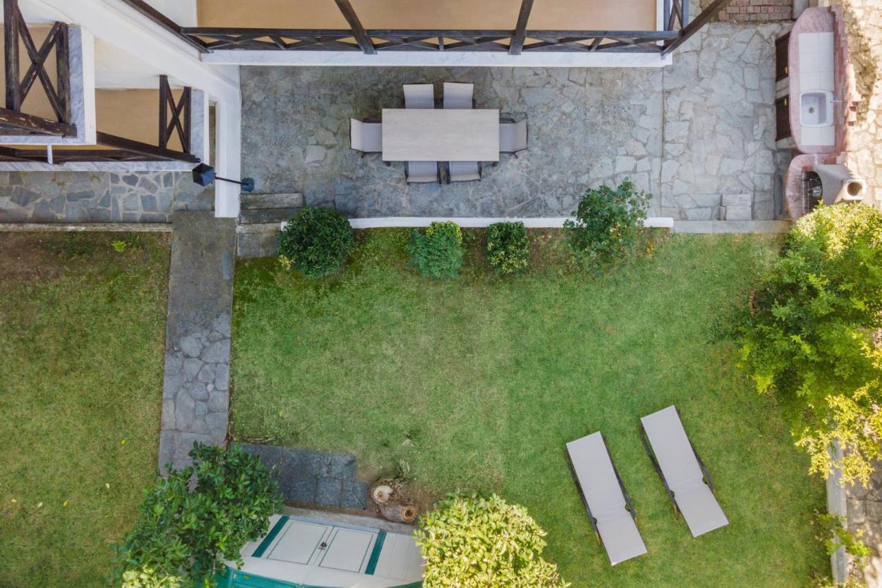 Beach Front Vintage Villa Kalliktratis Nea Kallikrateia Ngoại thất bức ảnh